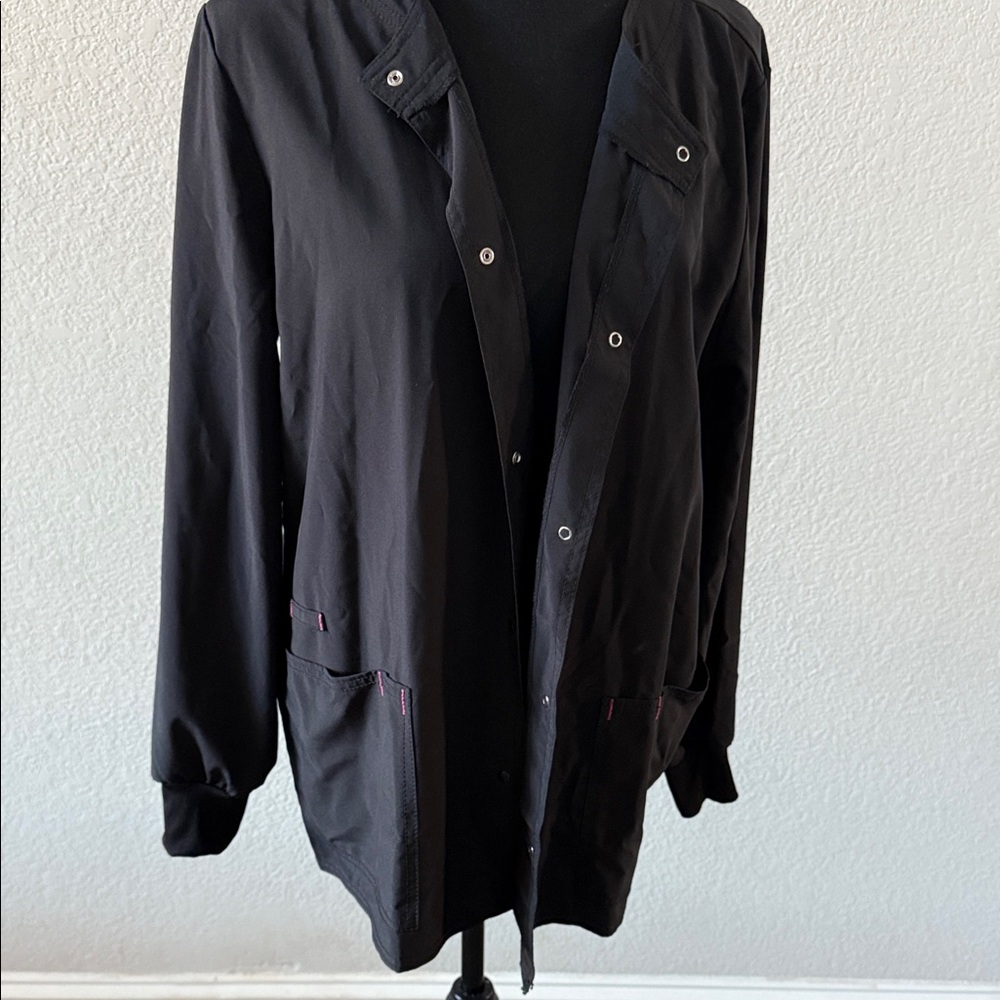 Women’s scrub jacket